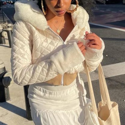 Cozy Wide-Waisted Winter Hoodie - Image 5